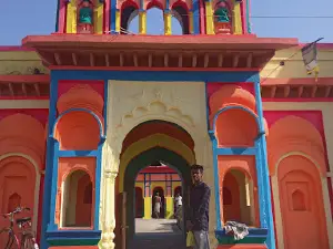 Todi fatehpur atishaykari jain digamber mandir