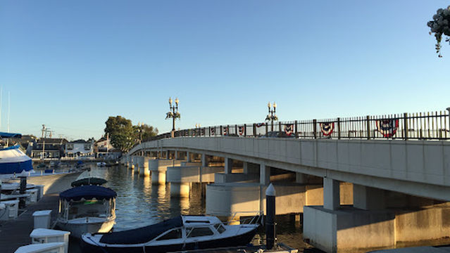 Newport Beach Yacht Club