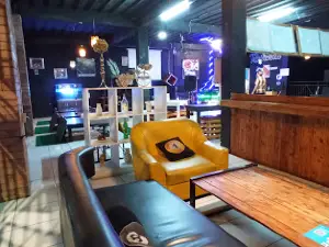 Lezzan Pool Ball - Foodcourt - Parungkuda