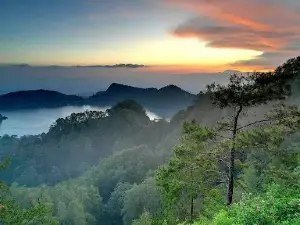 Bukit Sunset Mloko Sewu