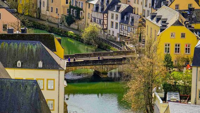 Le Chemin de la Corniche