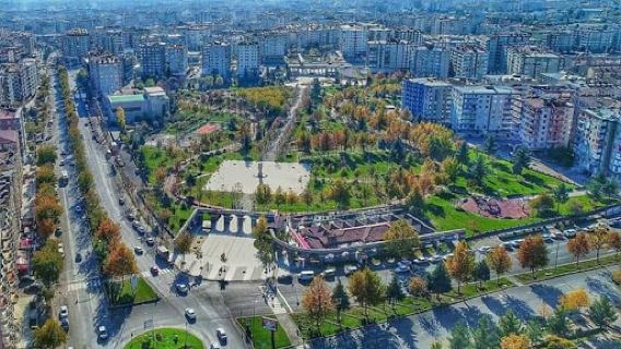 15 TEMMUZ ŞEHİTLER PARKI