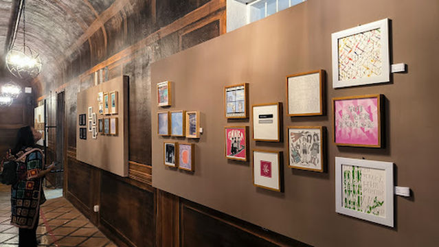 Grey Art Gallery & Gold Bricks Cafe