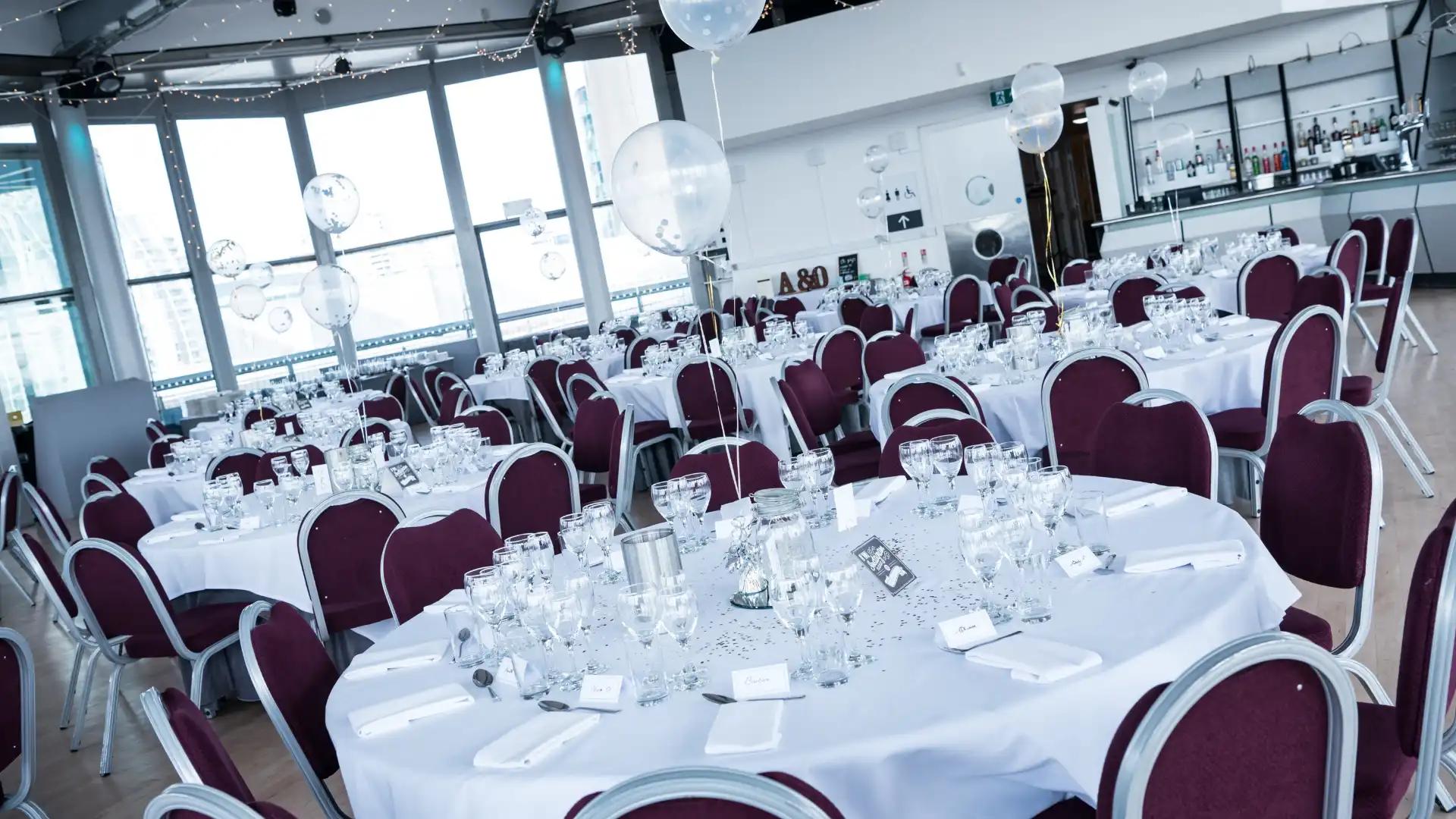 Hoteles cerca de The Lowry