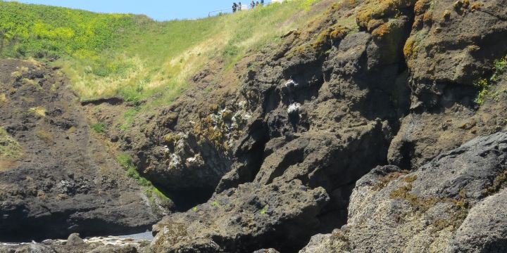 Yaquina Bay Lighthouse
