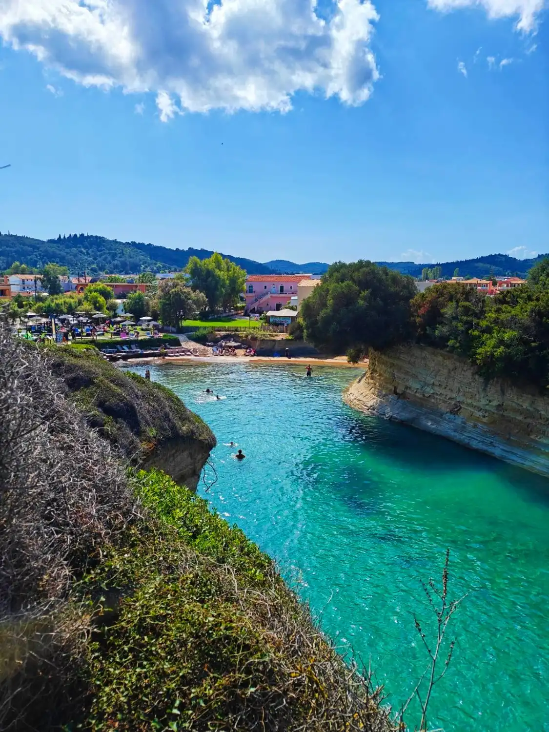 Hotels near Canal D'Amour