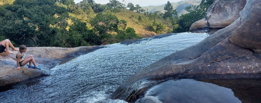Diyaluma Falls