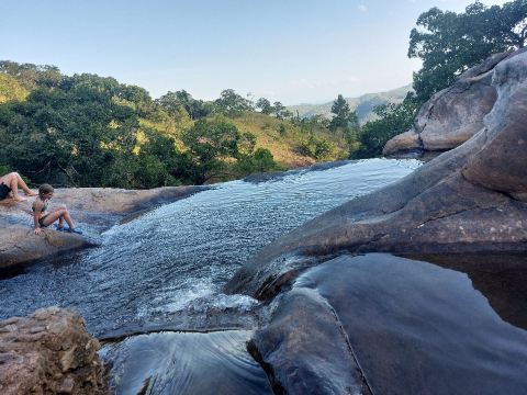 Diyaluma Falls