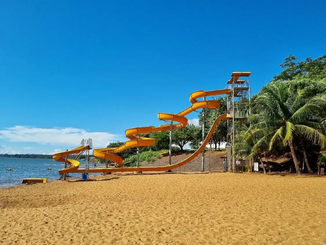 Hotel dekat Panorama Municipal Beach Resort