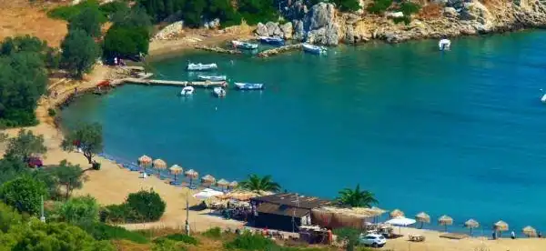 Poros