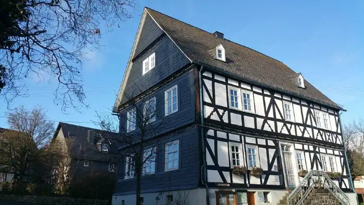 Hotels in der Nähe von Siegerland Flughafen