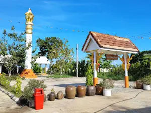 Wat Sam Ngam