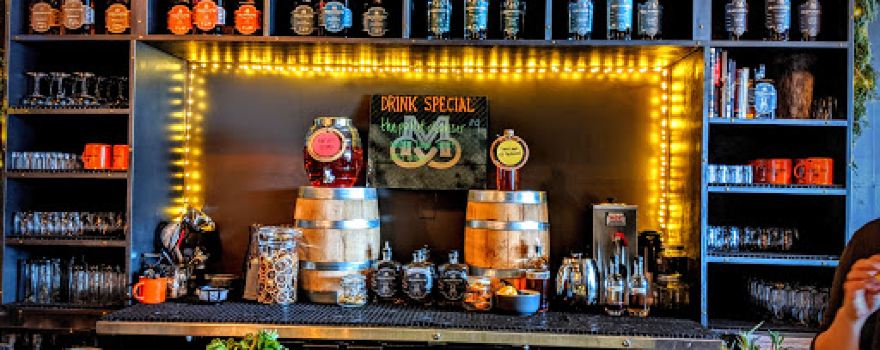 Mammoth Distilling Cocktail Lounge