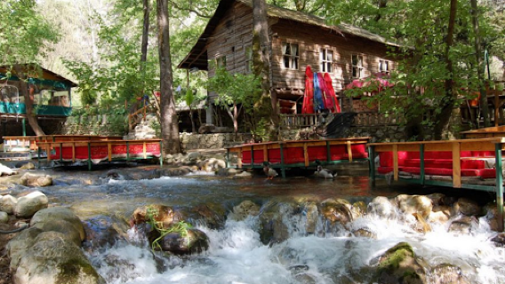 Tasoluk Tarihi Su Kemeri