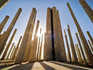 Memorial Monument ha-Plada