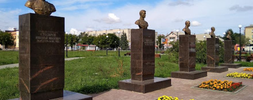 Monument widow and mother of the deceased Defenders of the Motherland