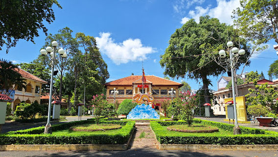 Vinh Long Provincial Museum