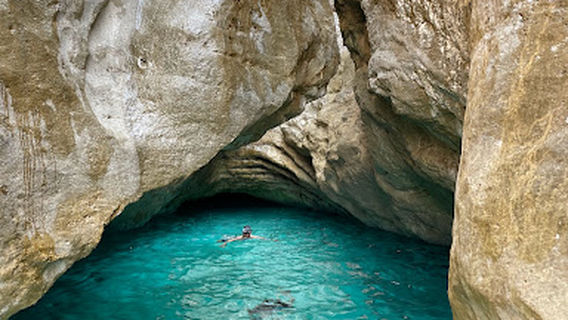 Himara Boat Trips