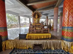 วัดเขาช่องชาด