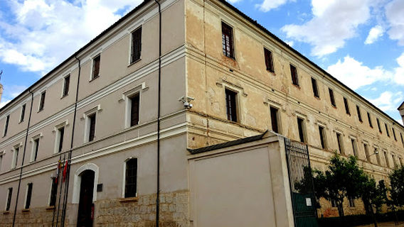 Palacio del Conde de Requena (Policía Municipal)