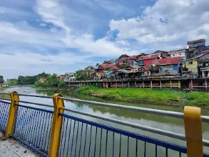 Wisata Tepian Kelingi Bukit Sulap