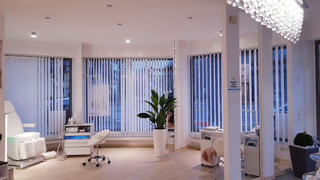 Magnolias med.Fusspflege & Fingernagelmodellage