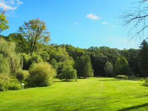Friendship Botanic Gardens