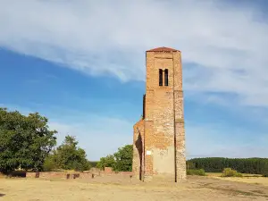 Herpály Broken Tower
