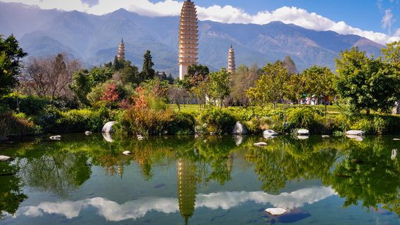 Tianning Temple Sansheng Tower