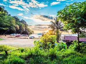 Pantai Pintu Angin