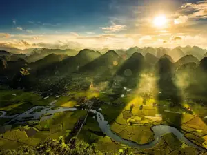 Nà Lay