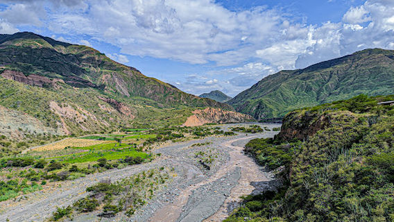 Puente Guambuyaco y Rio Juanambu