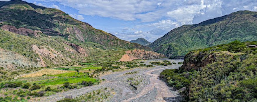 Puente Guambuyaco y Rio Juanambu