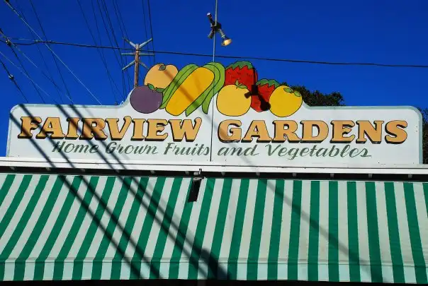 Hotels near Fairview Gardens Farm