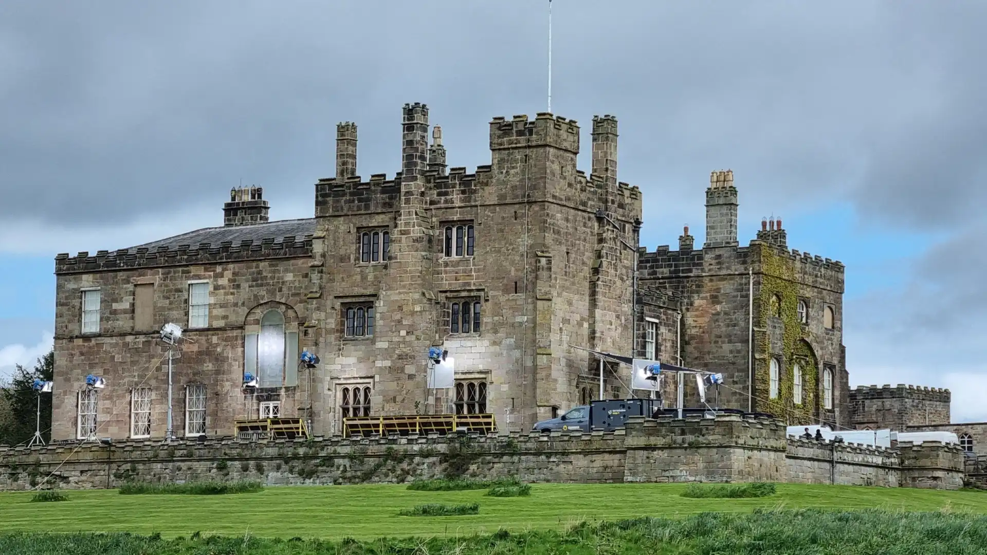 Hotels near Ripley Castle