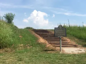 Oakville Indian Mounds Education Center