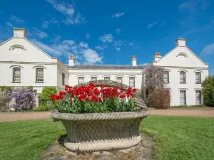The Botanic Gardens at Samarès Manor