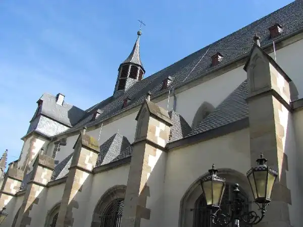 Hotels near Eiermarkt mit Michel-Mort-Denkmal