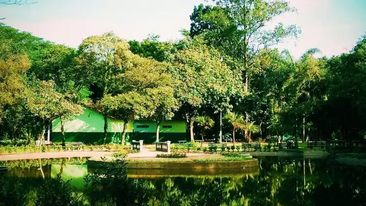Các khách sạn gần Jardim Botânico Municipal de Santos "Chico Mendes"