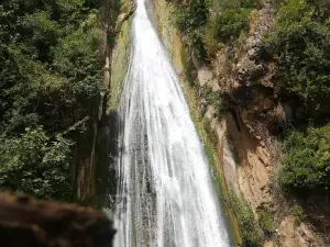 Cascades Kefrida