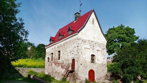 Old Estate on Progonnaya Street in Vyborg
