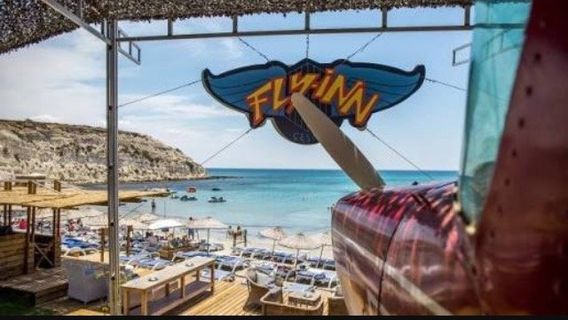Fly-Inn Beach Club