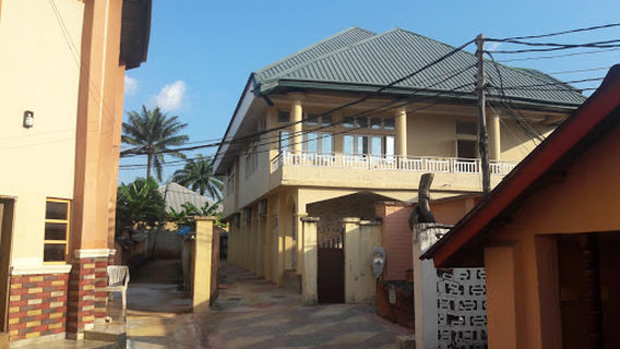 Igwe Orizu Palace Nnewi