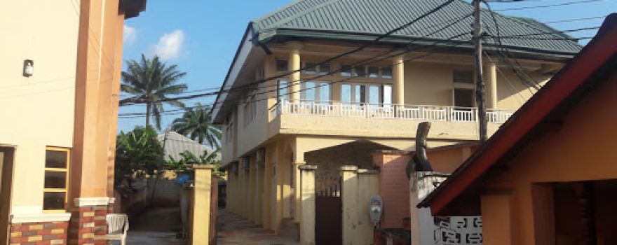 Igwe Orizu Palace Nnewi