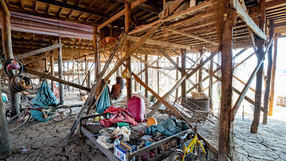 Kompong Khleang Village