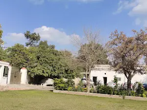 Gym Khana Club