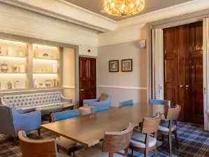 Best Western Chilworth Manor Hotel - managed by Legacy Hotels and Resorts