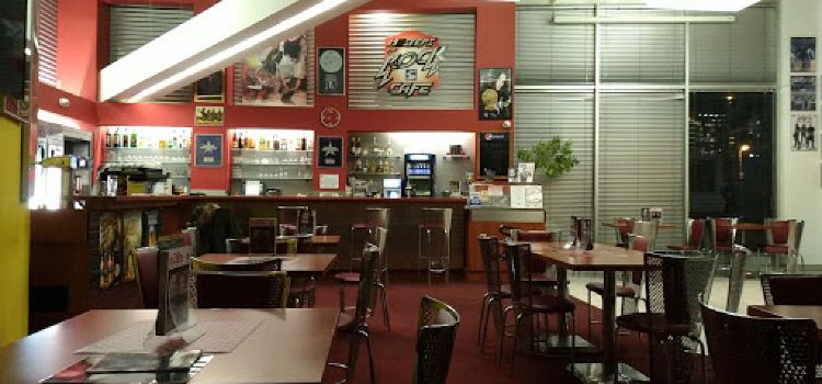 Masters of Rock Cafe