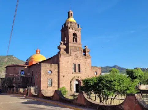 Parroquia de San Francisco Javier en Cerocahui