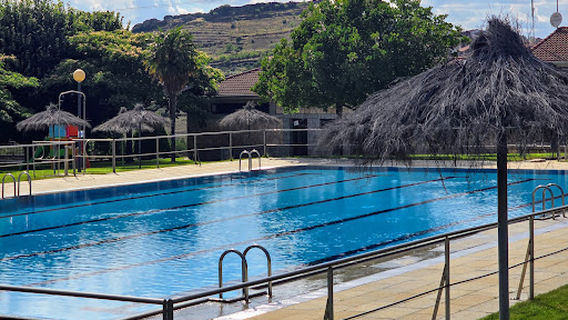 Piscinas municipales de Vilvestre